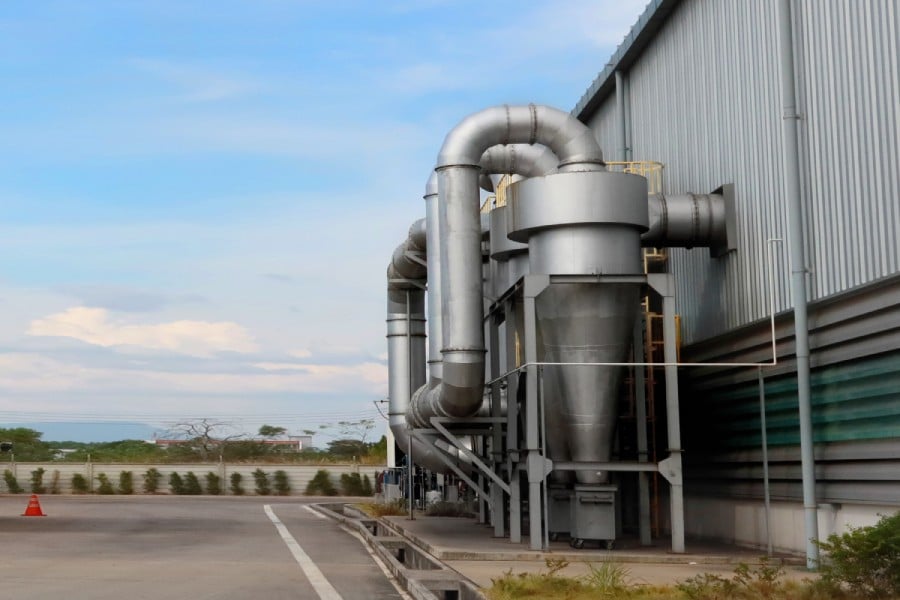 Équipement de lutte contre la pollution de l'air dans une installation.