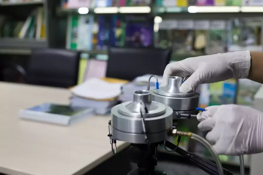 Measurement and analysis of air quality in office buildings with Biostage Standard Impactor.